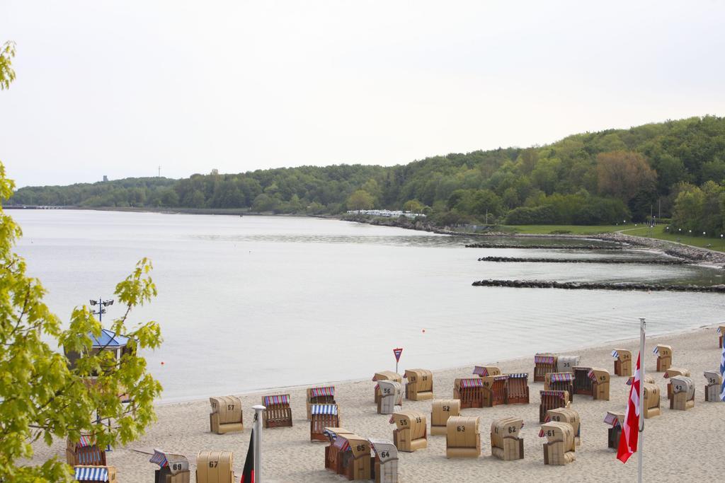 Strandhotel Seeblick, Ostseebad Heikendorf Luaran gambar